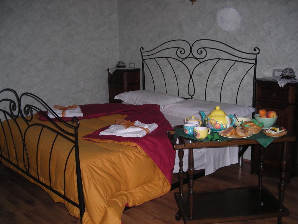 B&B A Casa Di Nonna Падула Екстериор снимка