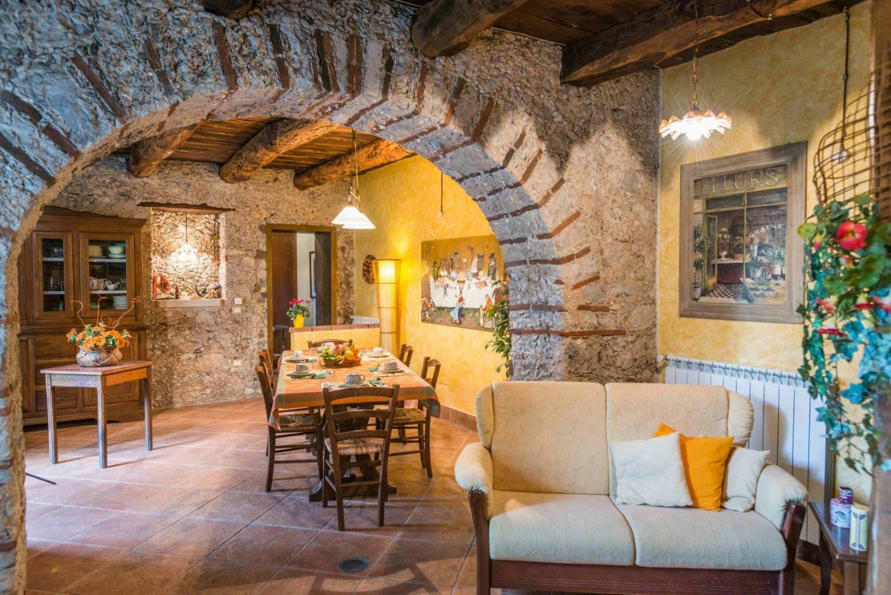 B&B A Casa Di Nonna Падула Екстериор снимка